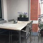 Tolle Designer Wohnung In Der Suedvorstadt